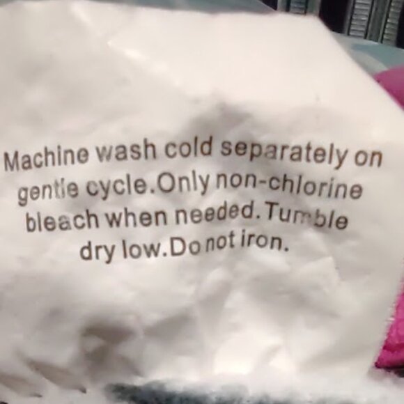 SUNBEAM VINTAGE PAIR PILLOWCASES FLEECE ZEBRA PRINT WITH PINK BORDER 20" BY 33" - Picture 4 of 6